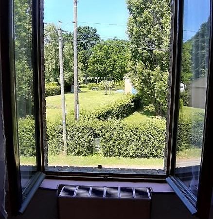 Chez Josie, Chambre 18Mcarre Dans Une Longere Normande Francheville  Eksteriør billede