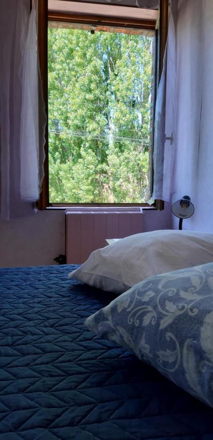 Chez Josie, Chambre 18Mcarre Dans Une Longere Normande Francheville  Eksteriør billede